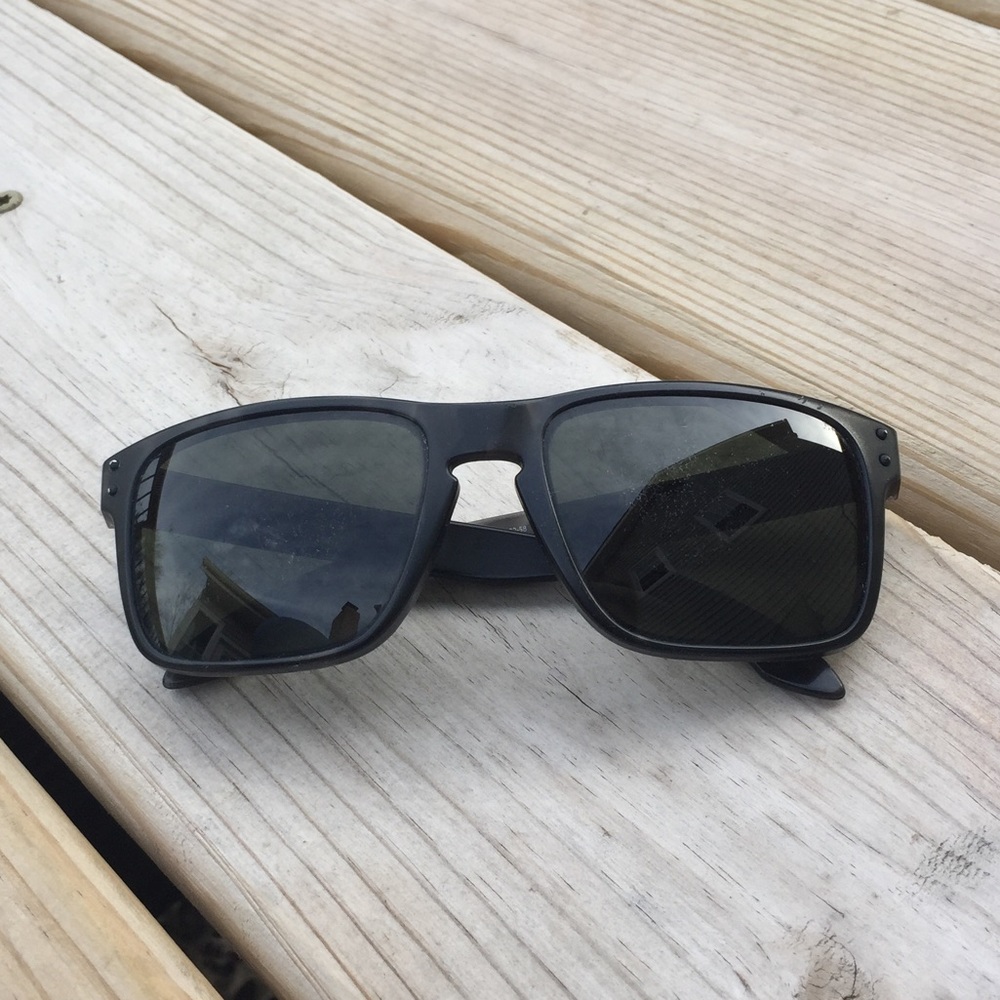 Oakley’s black classic sunglasses